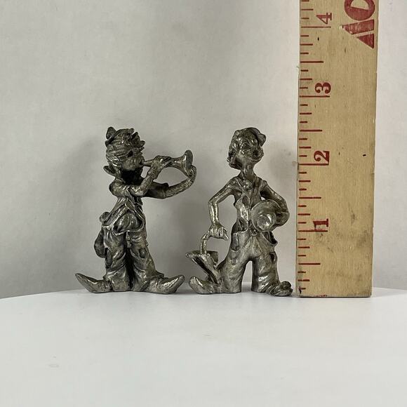 Two Vintage Miniature 2.5" Pewter Musical Clown Figures Sculptures - Picture 8 of 9